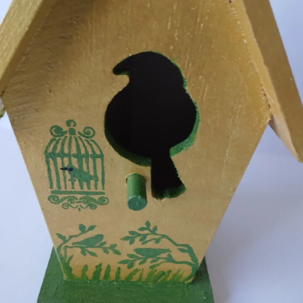 Cida's bird house